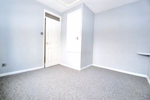 Double Sized Bedroom (2)- click for photo gallery